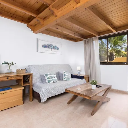Home2book Breezy Palm View Duplex With Pool Apartment