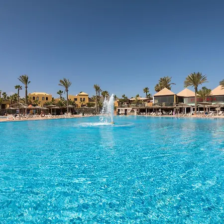 Home2book Breezy Palm View Duplex With Pool *