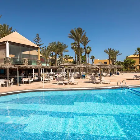 Home2book Breezy Palm View Duplex With Pool דירה *