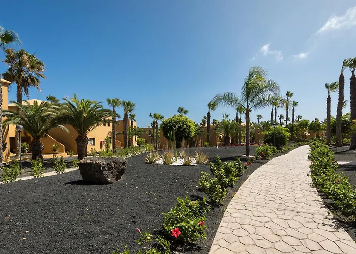 דירה Home2book Breezy Palm View Duplex With Pool קורלחו